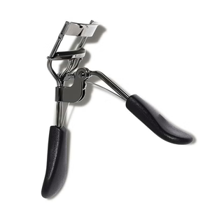 e.l.f. Pro Eyelash Curler - Volare Makeup