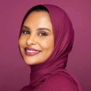 HUDA BEAUTY Liquid Matte Ultra Comfort Transfer proof Lipstick - Volare Makeup