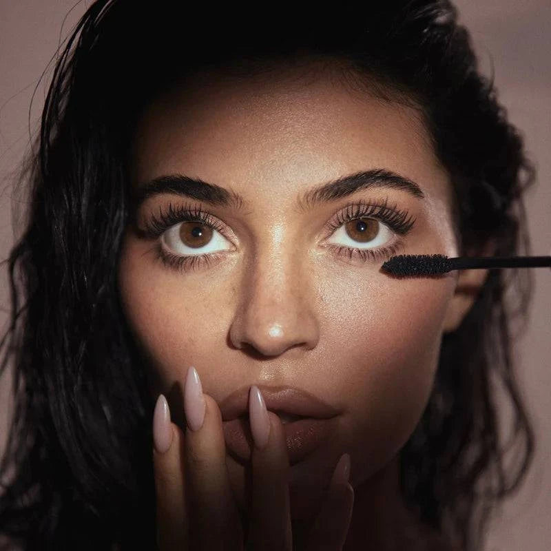 KYLIE COSMETICS Kylash Volume Mascara - Volare Makeup