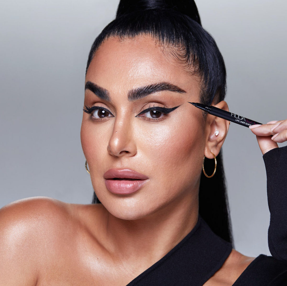 HUDA BEAUTY Life Liner Quick 'N Easy Black