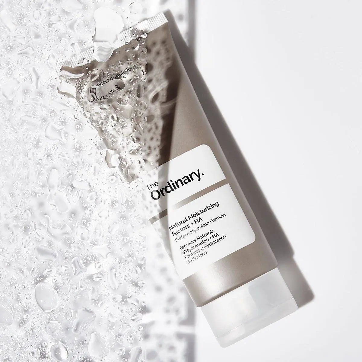 The Ordinary Mini Natural Moisturizing Factors + HA The Ordinary  Volare Makeup