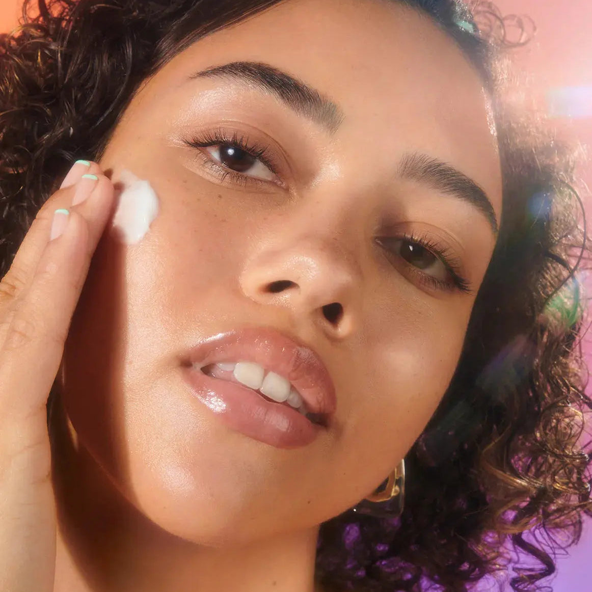 Bubble Cloud Surf Water Cream Moisturizer - Volare Makeup